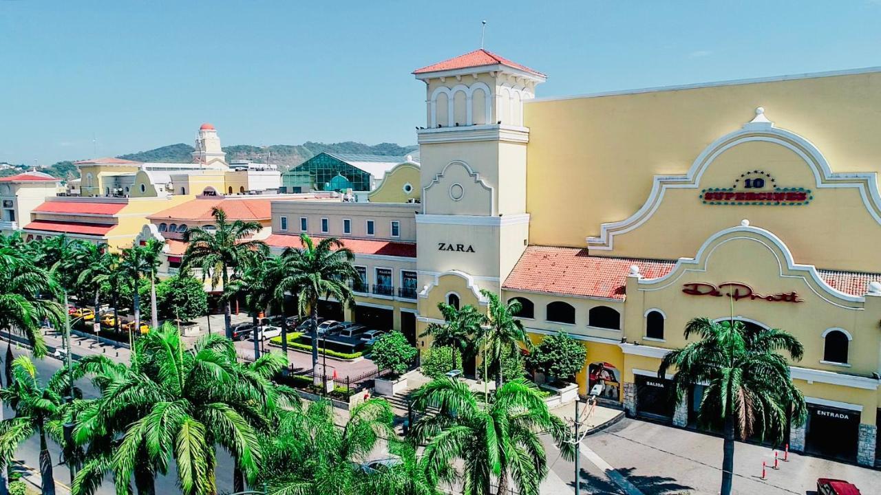 Mega Suite Junto Al San Marino Shopping 瓜亚基尔 外观 照片