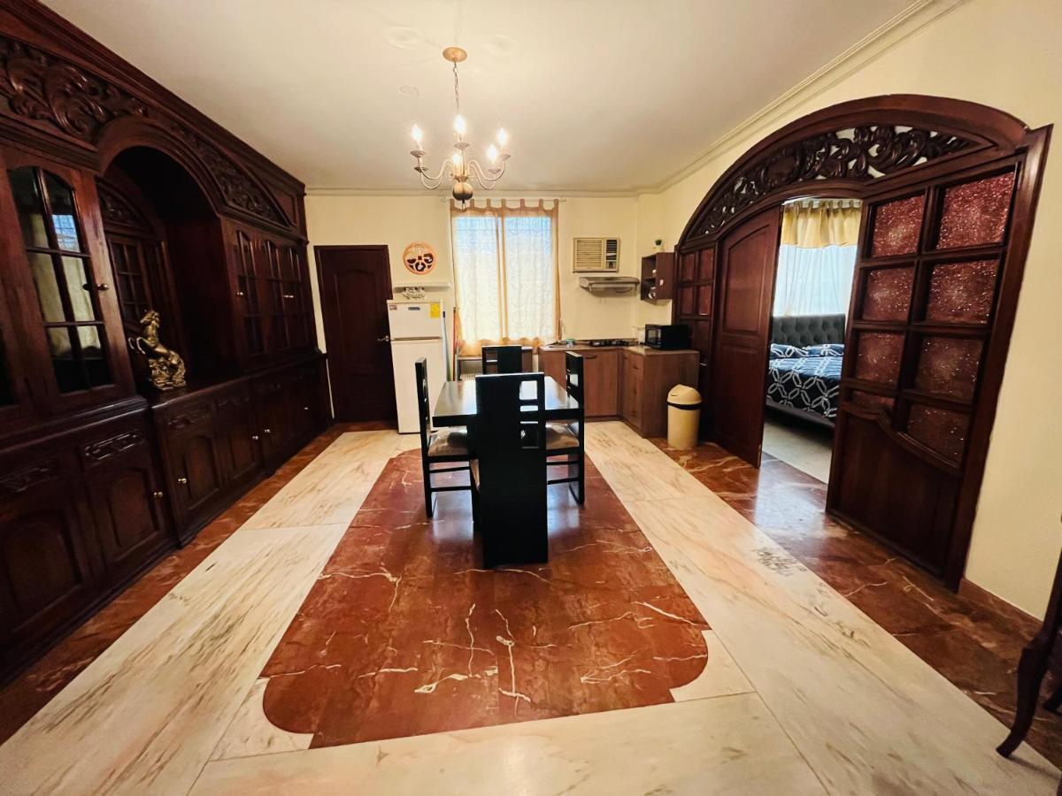 Mega Suite Junto Al San Marino Shopping 瓜亚基尔 外观 照片
